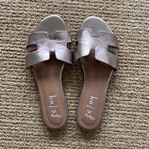 FS/NY sandals size 8 - gold